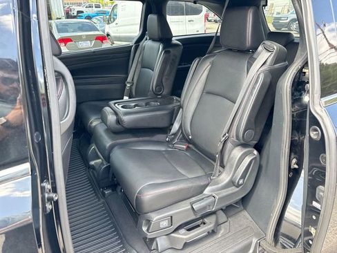 Used 2023 Honda Odyssey Sport image 18