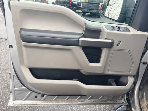 Used 2020 Ford F150 XLT w/ Equipment Group 302A Luxury image 16