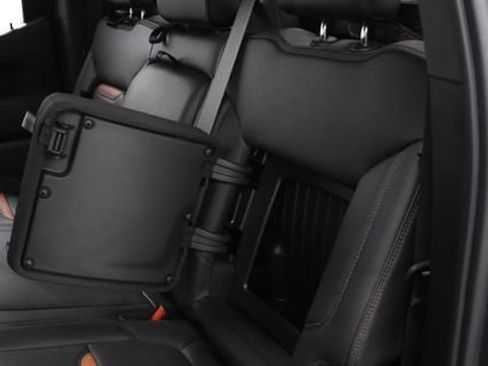 Used 2021 GMC Sierra 1500 AT4 w/ AT4 Value Package image 33