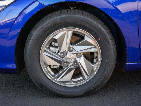 New 2026 Hyundai Elantra SE image 11