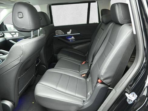 Certified 2026 Mercedes-Benz GLS 450 4MATIC image 20