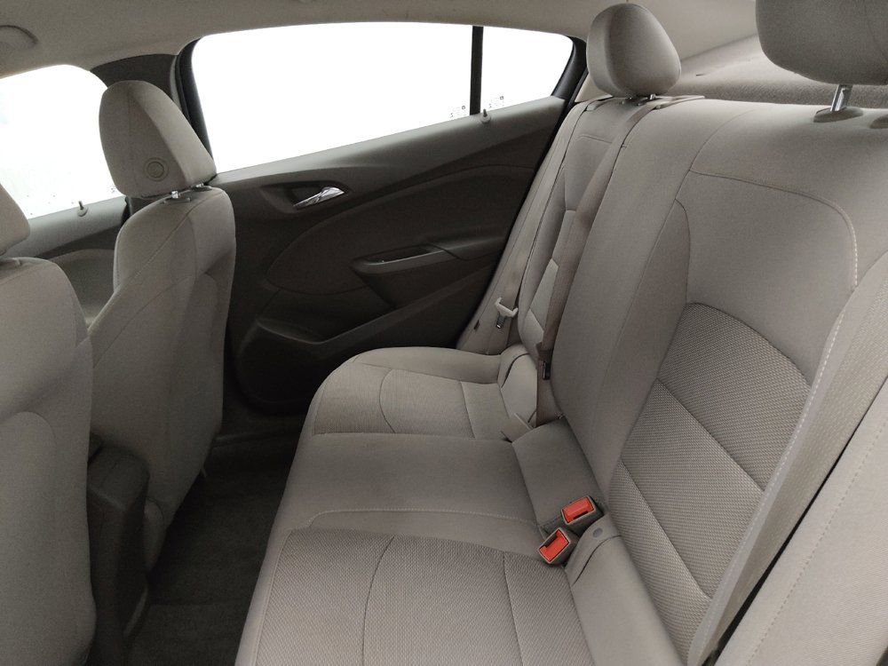Used 2016 Chevrolet Cruze LS FWD image 18