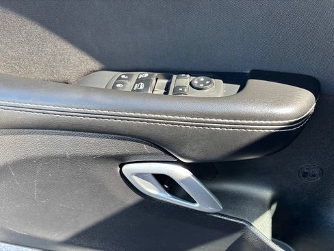 Used 2021 Dodge Challenger SXT RWD image 23