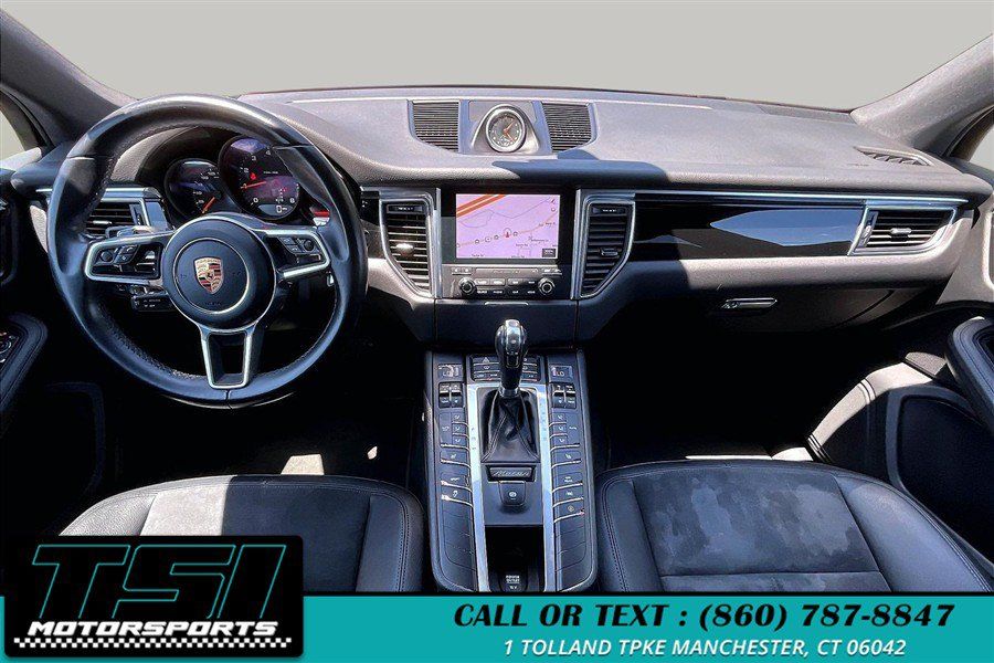Used 2018 Porsche Macan AWD/4WD image 16