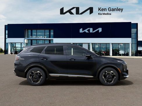 New 2026 Kia Sportage SX FWD image 7