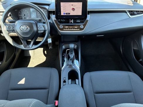 Certified 2025 Toyota Corolla LE FWD image 9