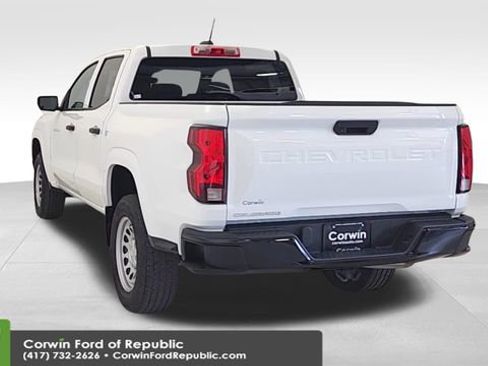 Used 2023 Chevrolet Colorado W/T image 6