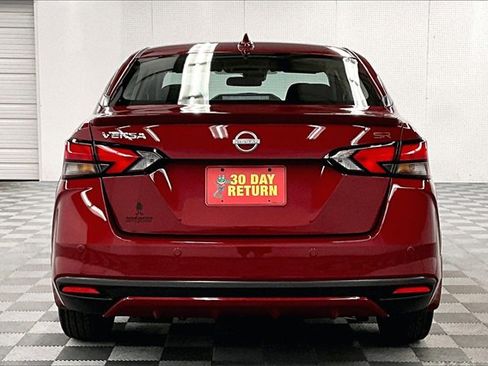New 2025 Nissan Versa SR w/ Trunk Package image 4