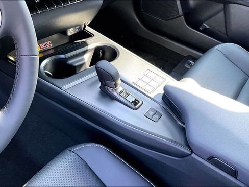 New 2026 Lexus UX 300h AWD image 8