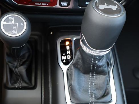 New 2026 Jeep Wrangler Unlimited Rubicon image 25