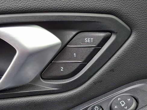 Used 2025 BMW 330i xDrive Sedan w/ M Sport Package AWD/4WD image 28