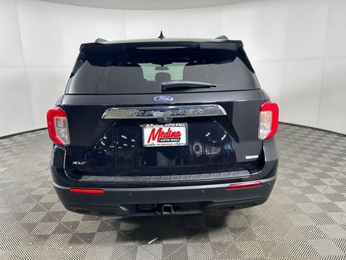 Used 2020 Ford Explorer XLT w/ Comfort Package image 6