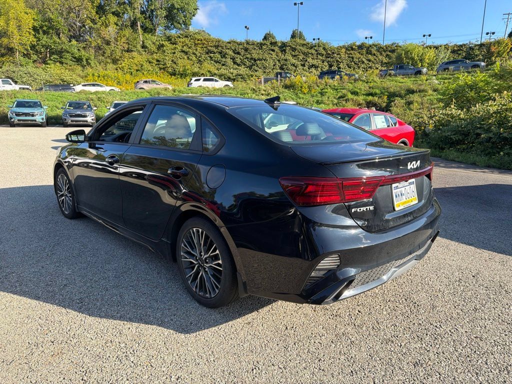 Certified 2024 Kia Forte GT-Line w/ GT-Line Premium Package FWD image 4