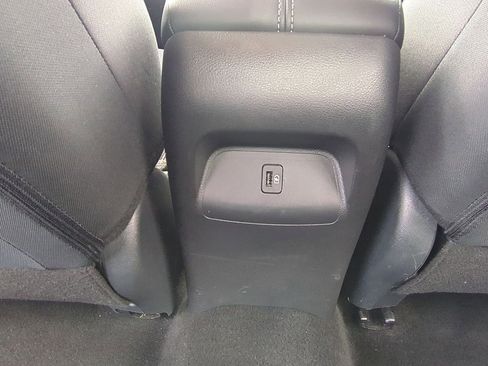 Used 2025 Nissan Sentra SV FWD image 20