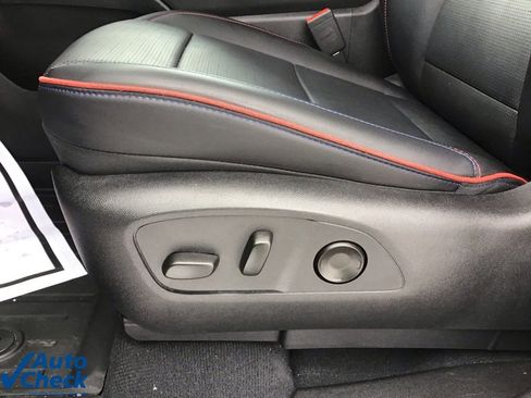 Used 2025 Chevrolet Silverado EV RST image 30