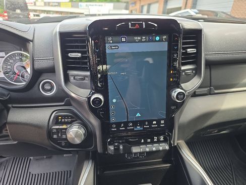 Used 2023 RAM 1500 Laramie AWD/4WD image 15