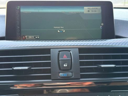 Used 2016 BMW M4 Coupe image 39