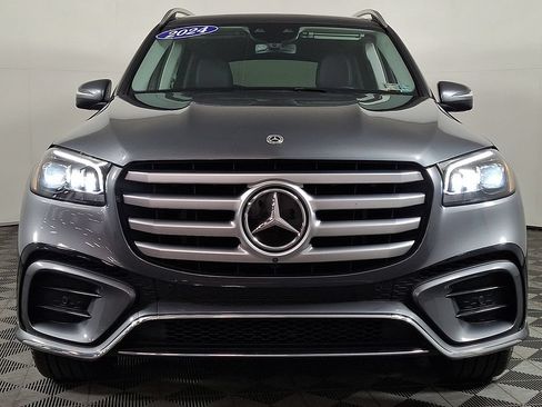 Used 2024 Mercedes-Benz GLS 450 4MATIC image 5