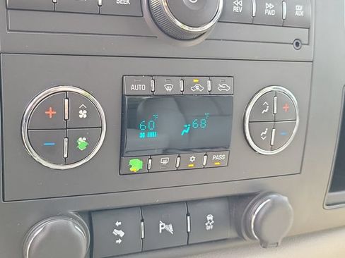 Used 2013 Chevrolet Silverado 1500 LT w/ All-Star Edition AWD/4WD image 26