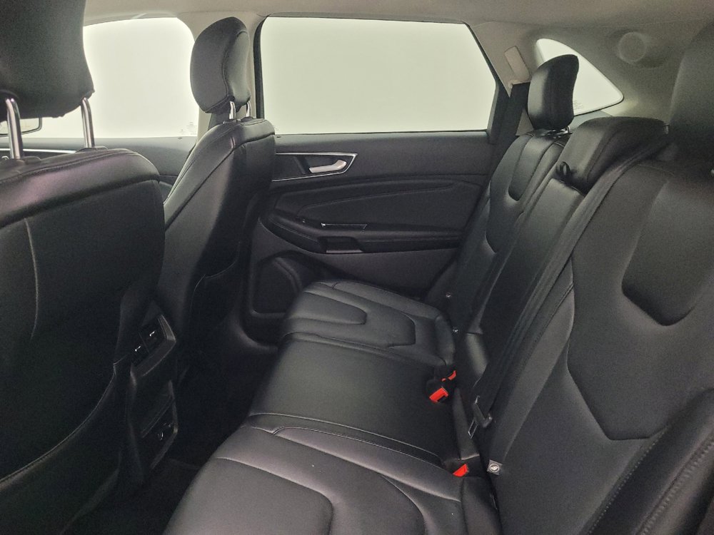 Used 2017 Ford Edge Titanium AWD/4WD image 18