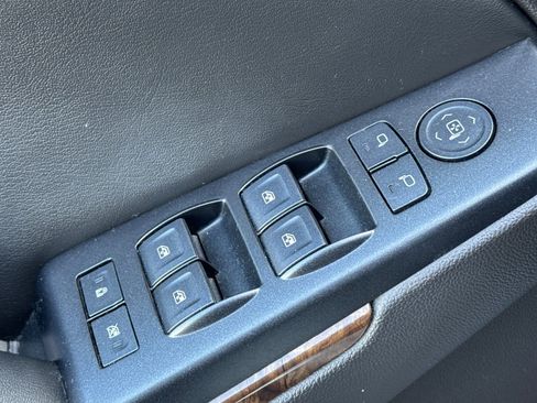 Used 2017 Chevrolet Tahoe LT image 13