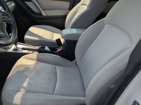 Used 2016 Subaru Forester 2.5i Premium w/ All-Weather Package image 5