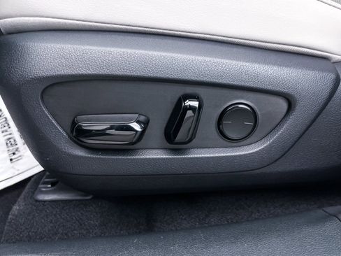 Used 2023 Lexus RX 350 Premium image 19