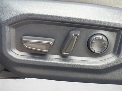 New 2026 Toyota Tundra SR5 AWD/4WD image 12