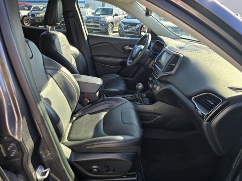 Used 2023 Jeep Cherokee Altitude Lux image 14