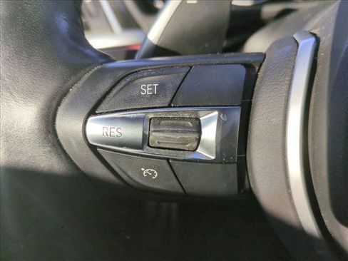 Used 2019 BMW 430i xDrive Coupe w/ M Sport Package image 17