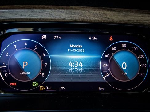 New 2026 Volkswagen Atlas SE image 2