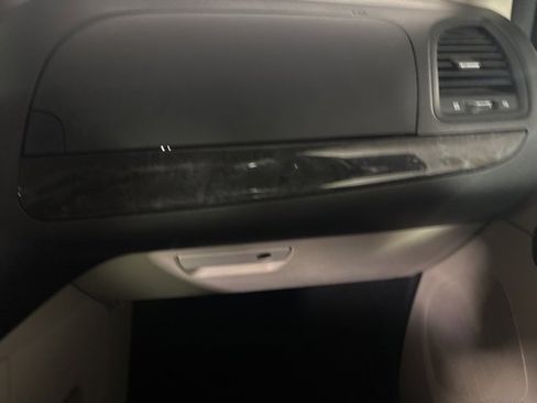 Used 2015 Dodge Grand Caravan SXT w/ UConnect Hands-Free Group image 28