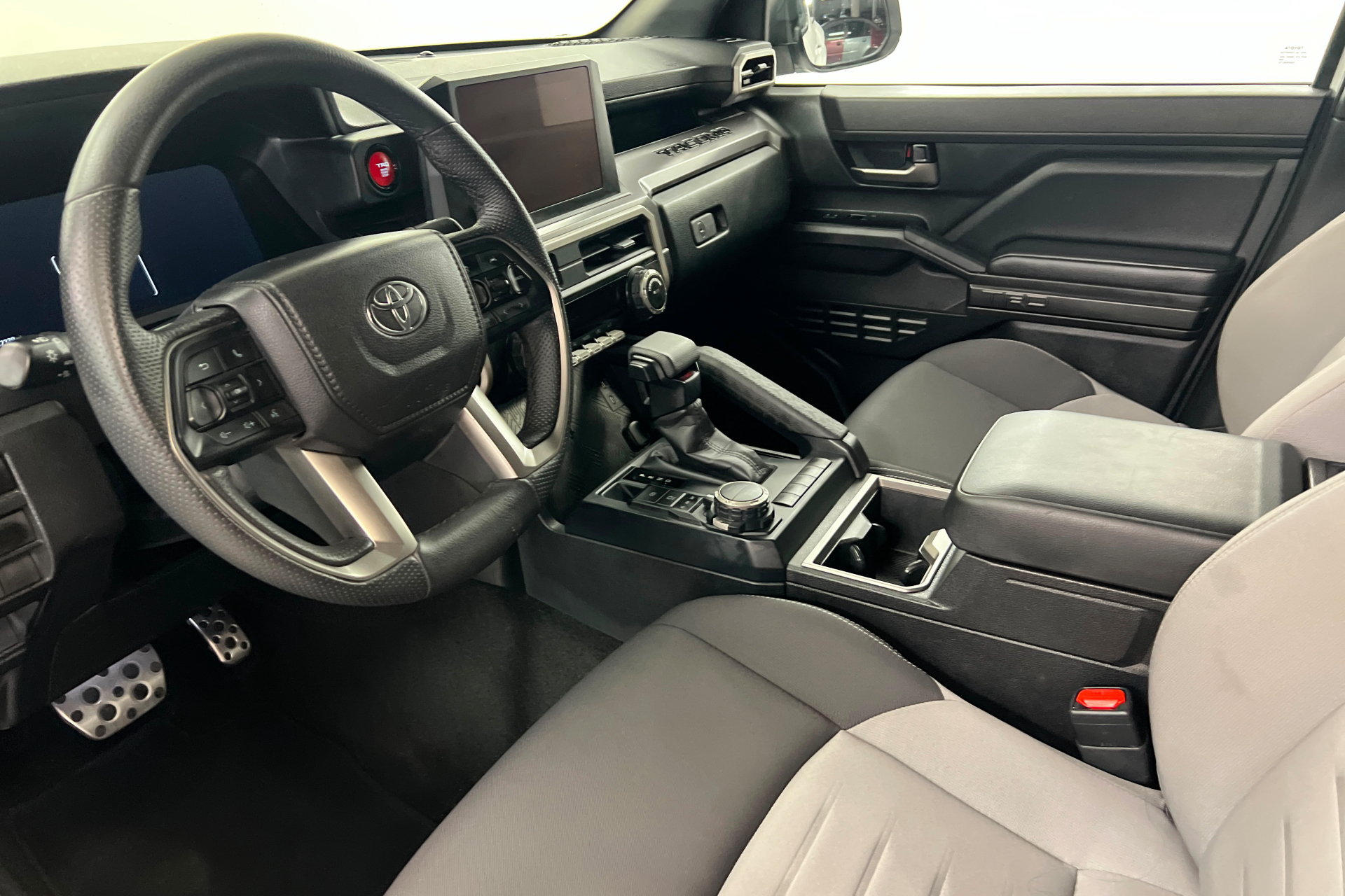 Certified 2026 Toyota Tacoma TRD Sport AWD/4WD image 16