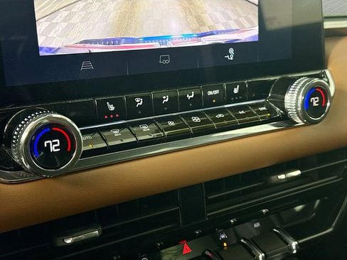 Used 2024 GMC Canyon AT4 w/ Canyon Safety Plus Package image 18