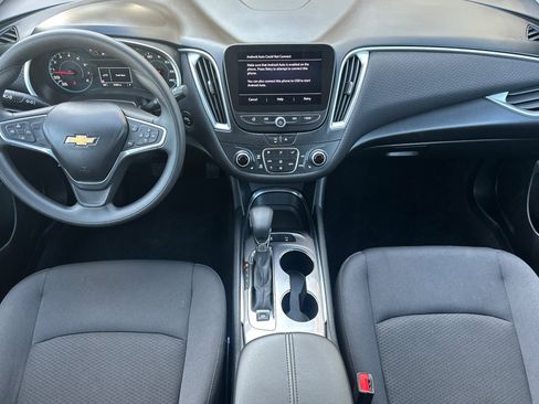 Used 2022 Chevrolet Malibu LT image 12