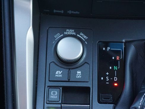 Used 2017 Lexus NX 300h AWD image 13