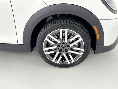 New 2026 MINI Cooper 2-Door Hardtop FWD image 28