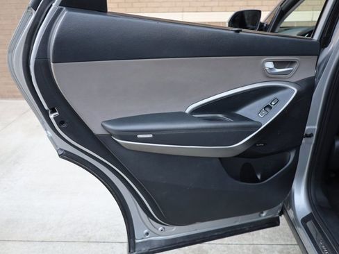 Used 2017 Hyundai Santa Fe FWD w/ SE Ultimate Tech Package 03 image 20