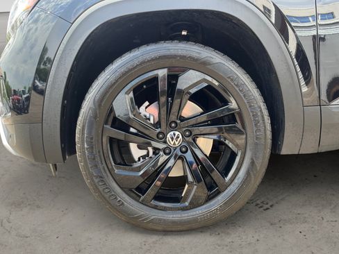 Used 2022 Volkswagen Atlas SE AWD/4WD image 15