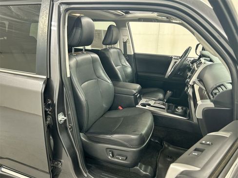 Used 2022 Toyota 4Runner Limited image 25