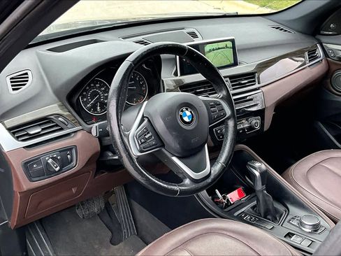 Used 2018 BMW X1 sDrive28i image 15
