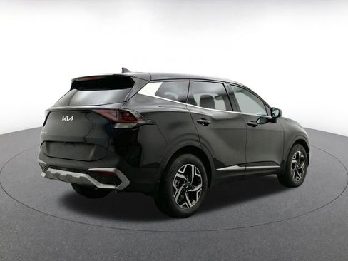 Used 2025 Kia Sportage LX FWD image 9