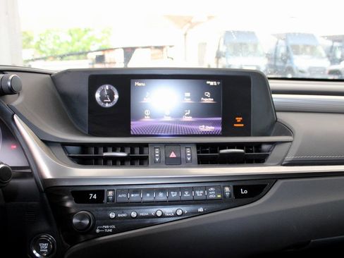Used 2020 Lexus ES 350 F Sport w/ Accessory Package 2 FWD image 23
