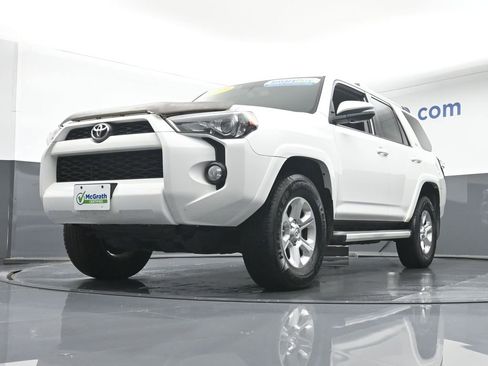 Used 2019 Toyota 4Runner SR5 Premium image 6