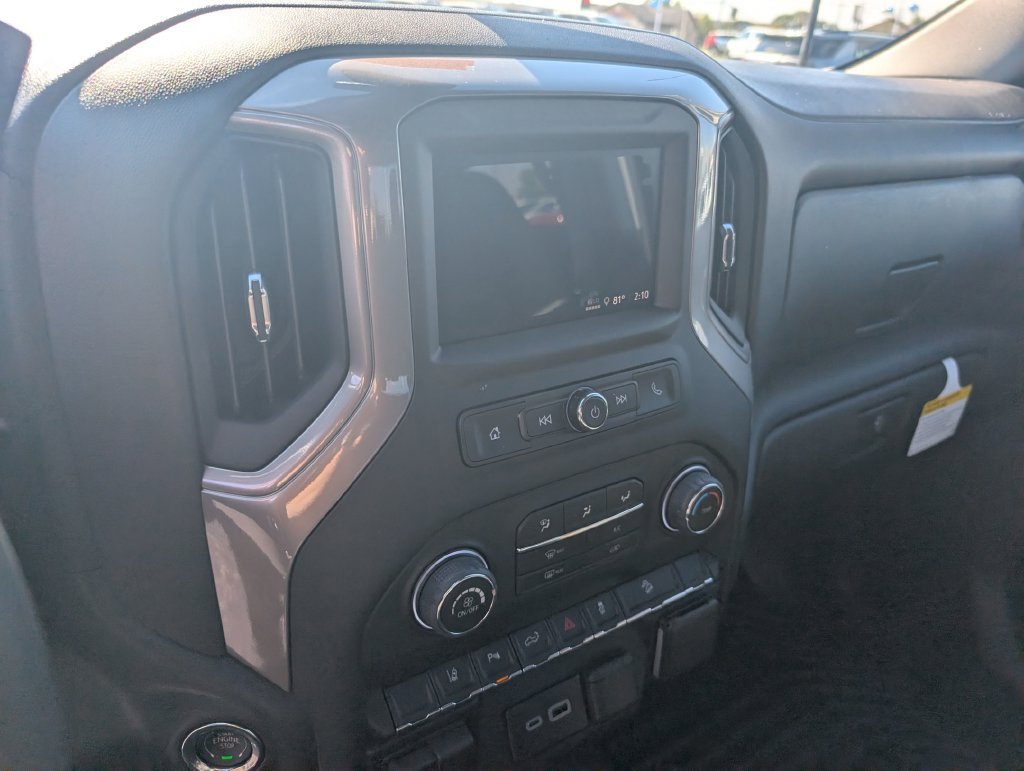New 2026 Chevrolet Silverado 2500 Custom w/ Custom Value Package AWD/4WD image 21