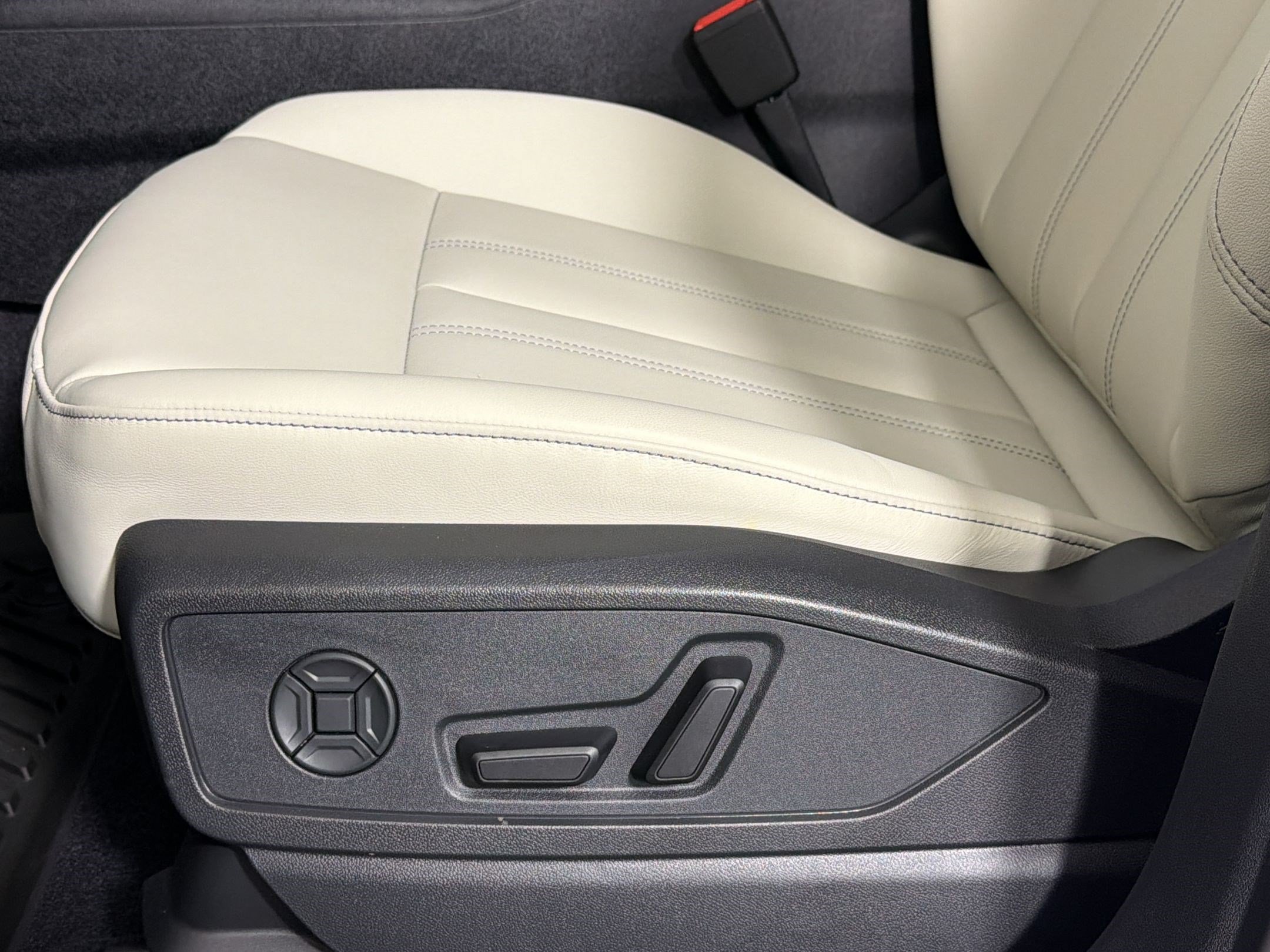 New 2026 Audi Q5 Premium Plus AWD/4WD image 12