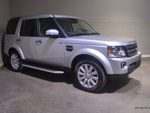 Used 2016 Land Rover LR4 4WD 4dr image 3