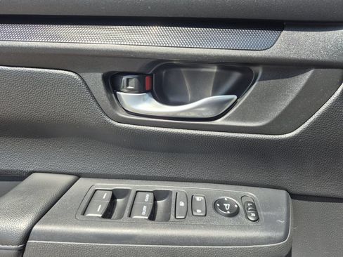 Used 2023 Honda CR-V EX image 7