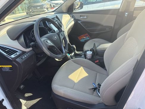 Used 2017 Hyundai Santa Fe Sport image 3