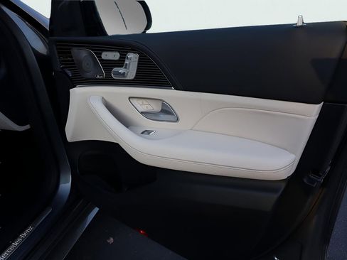 New 2026 Mercedes-Benz GLE 580 4MATIC image 12
